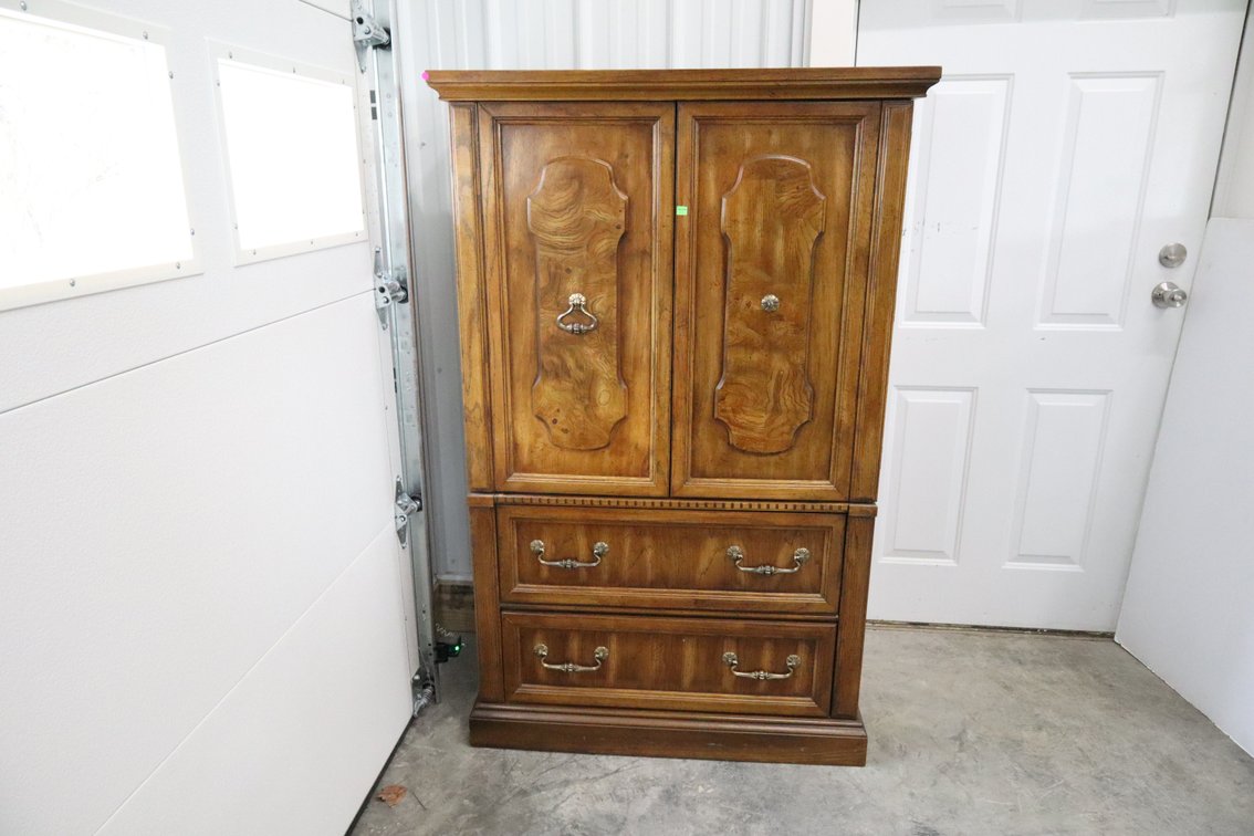 Armoire