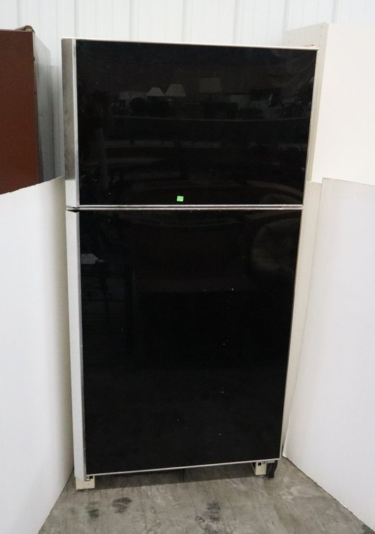 Magic Chef Refrigerator