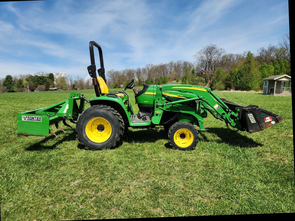2011 John Deere 3120 Tractor