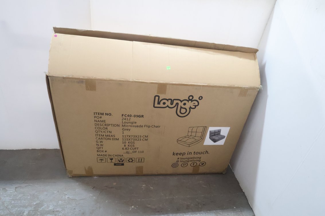 Lougie Flip Chair