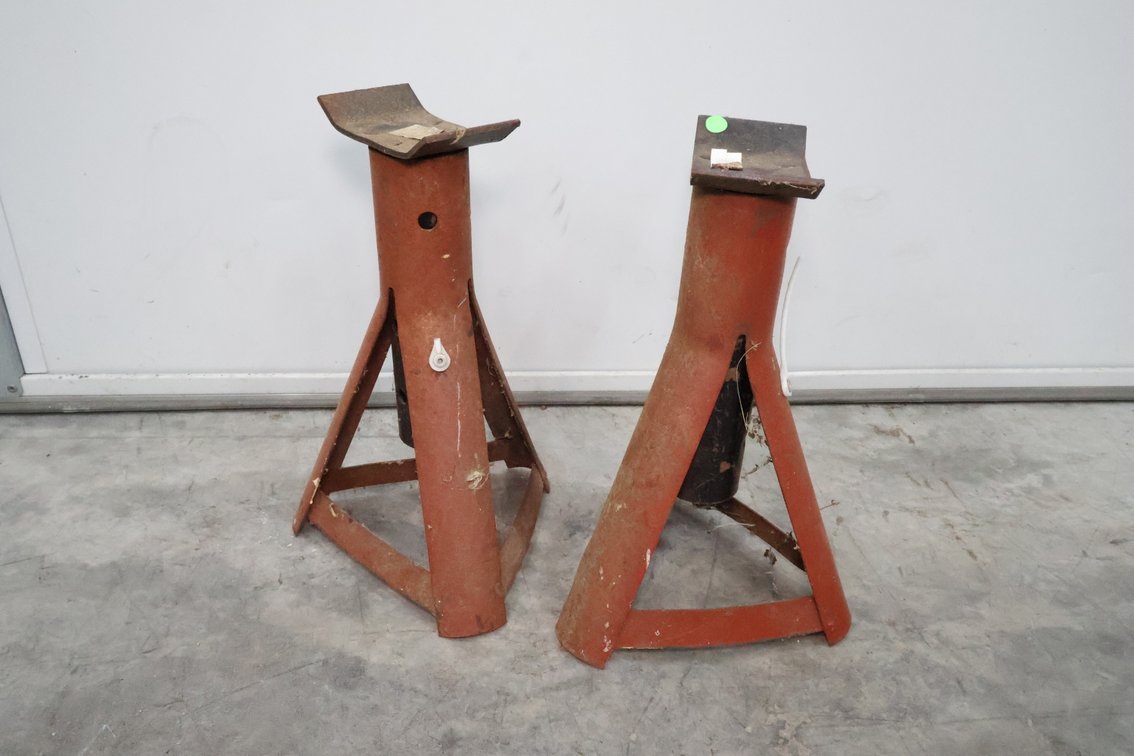Jack Stands