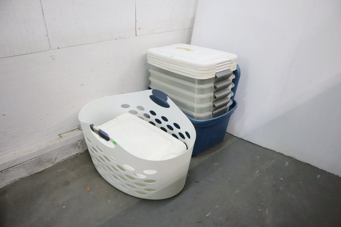 Plastic Storage Totes