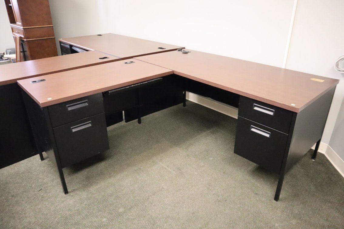 Corner Desk