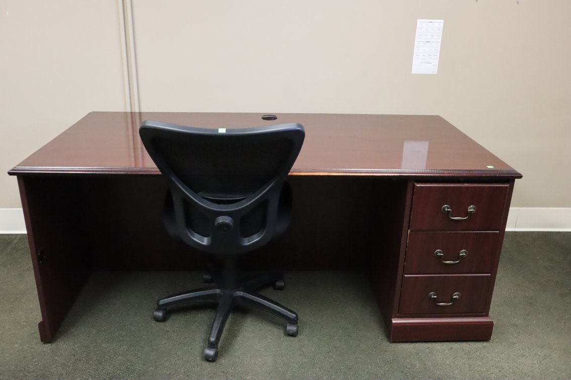 Desk and Office Chair