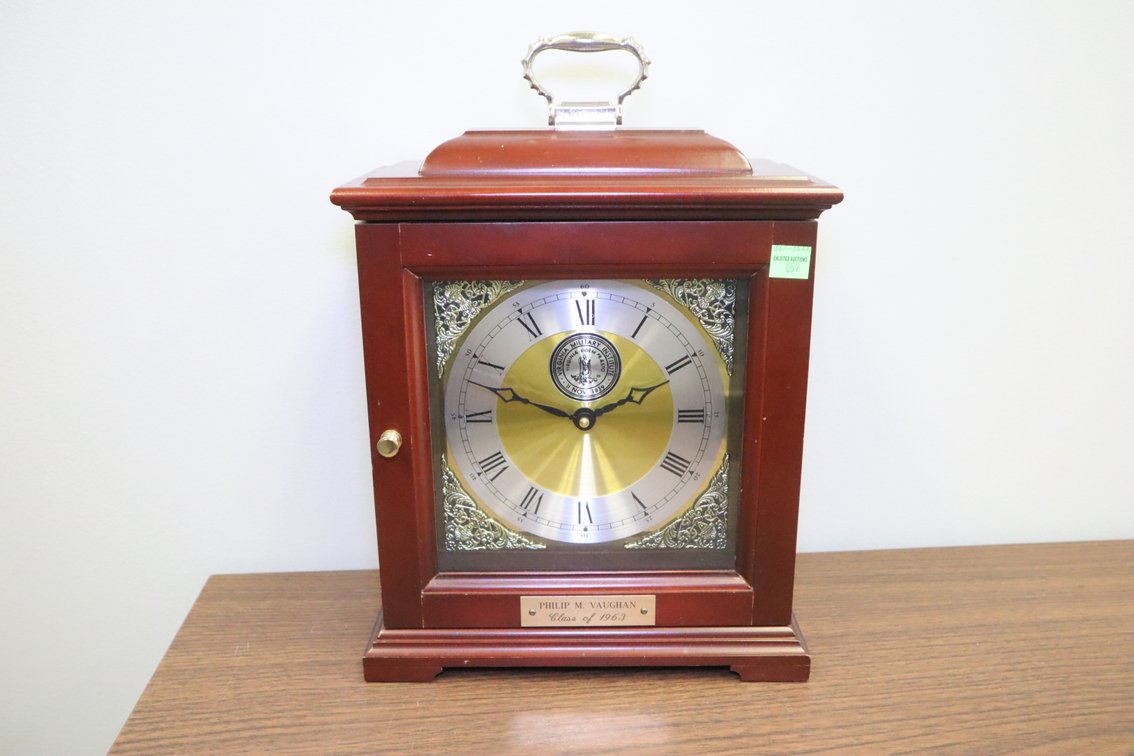 VMI Mantle Clock
