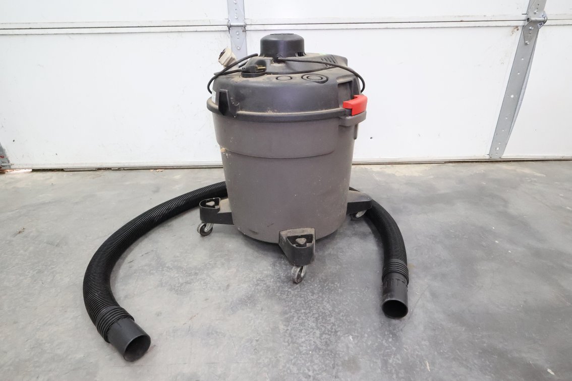 Hoover 12 Gallon Shop-Vac