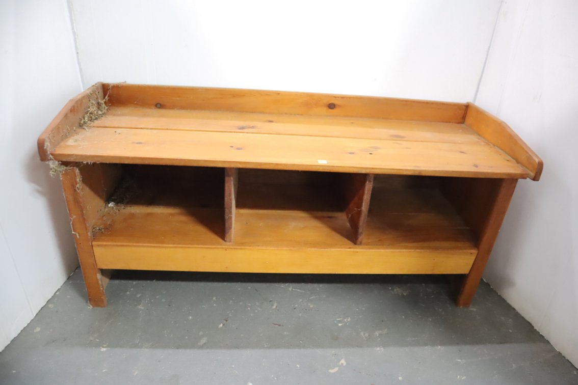 Cubby Bench