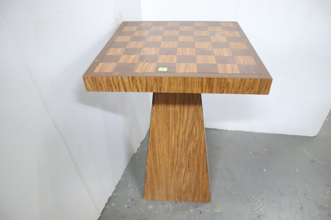 Checkers Table