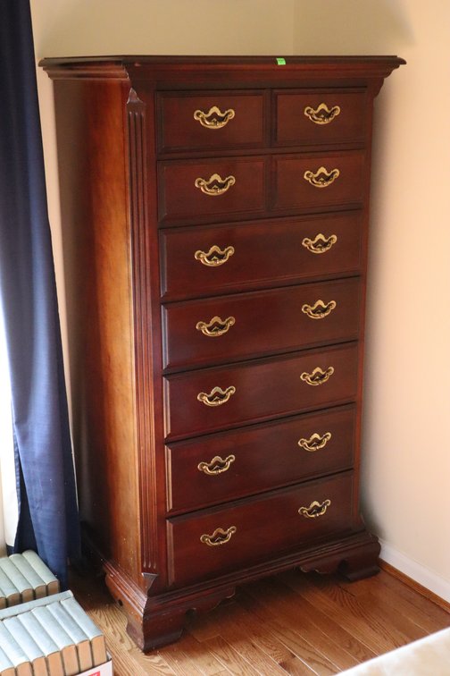 Thomasville Chest of Drawers