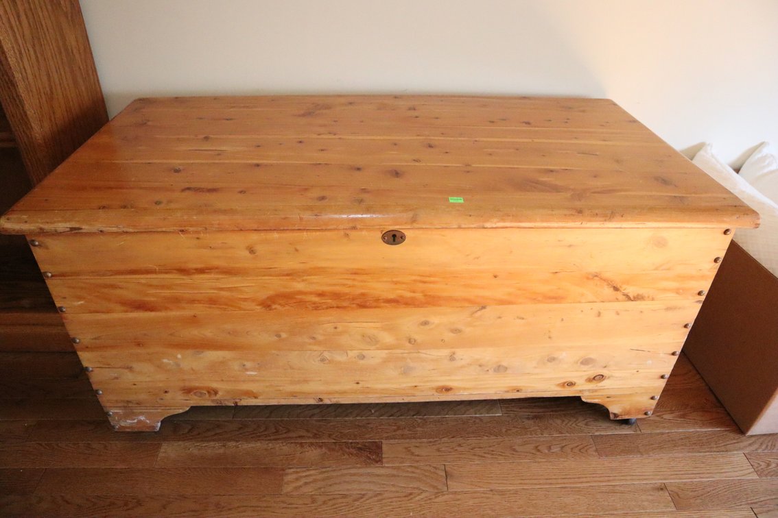 Cedar Blanket Chest