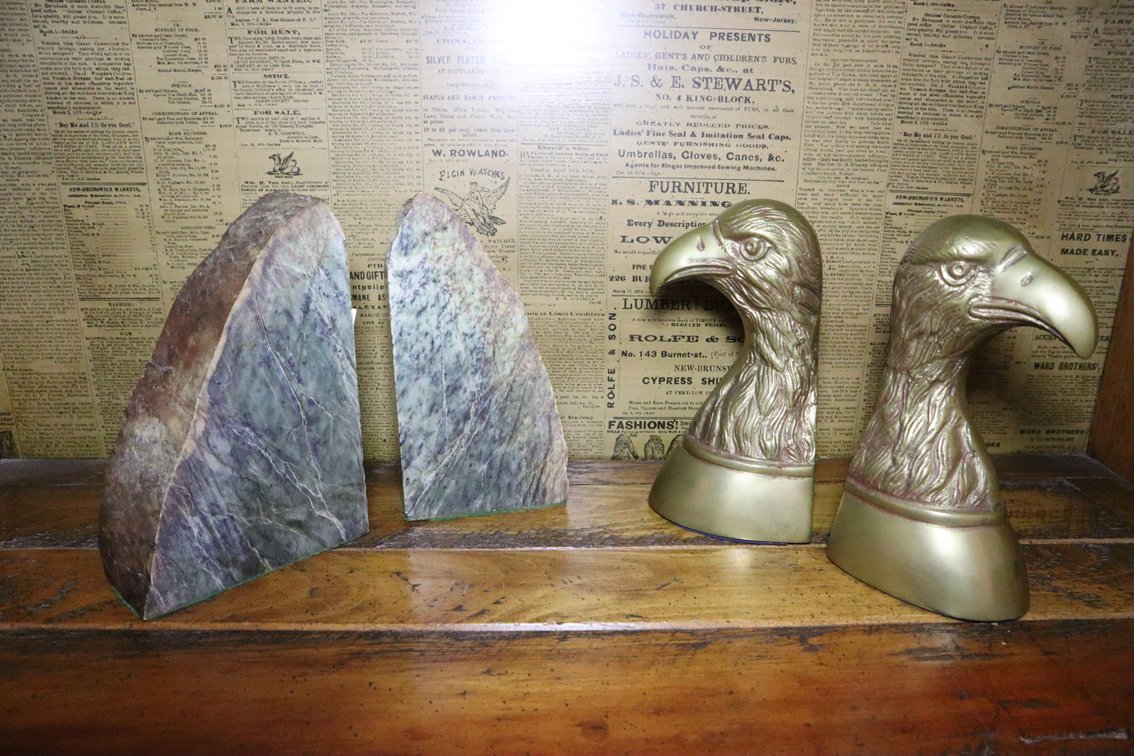 Bookends