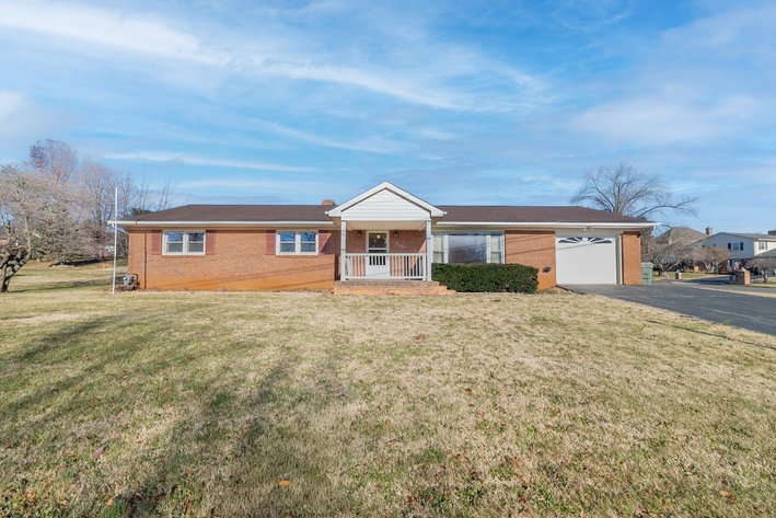 Image for Waynesboro Estate Home