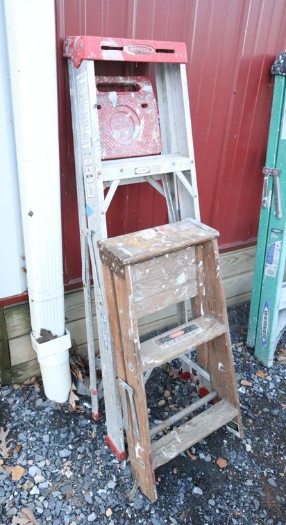 2 Ft Wooden Step Ladder and 4 Ft Aluminum Step Ladder