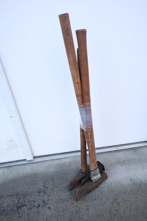 3 Sledgehammers