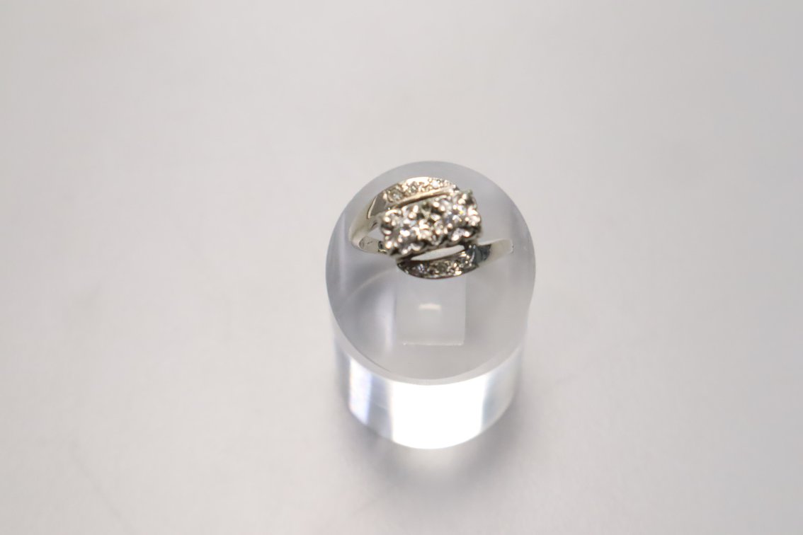 14K White Gold Natural Diamond Ring