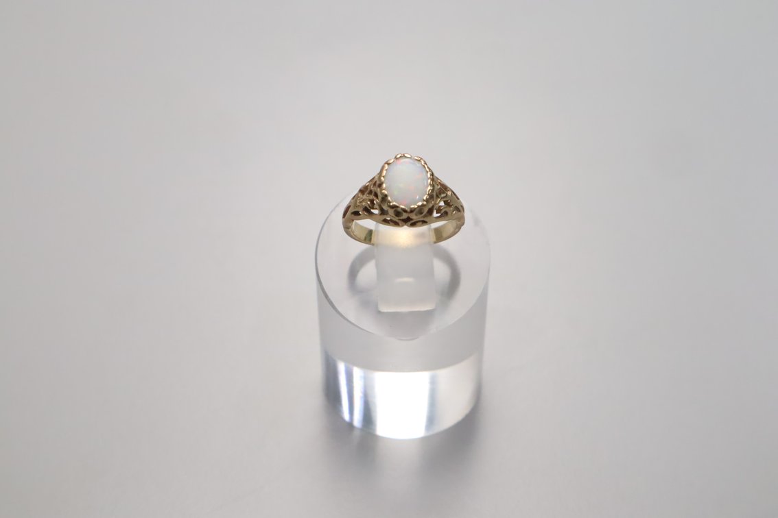 10K Yellow Gold Opal Ring