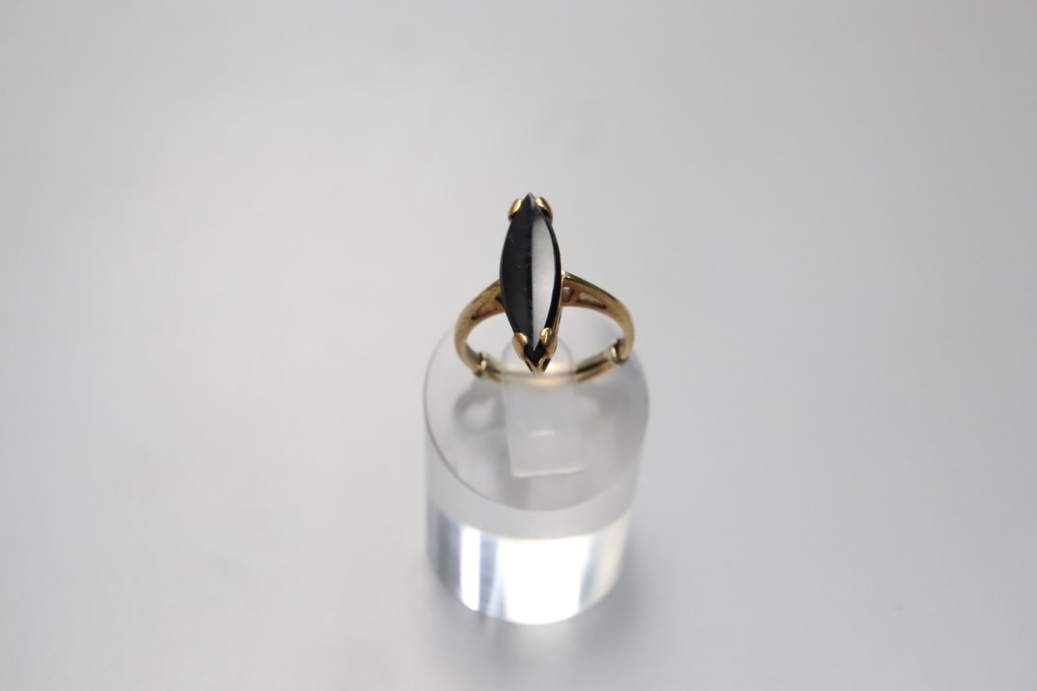 10K Yellow Gold Black Onyx Ring