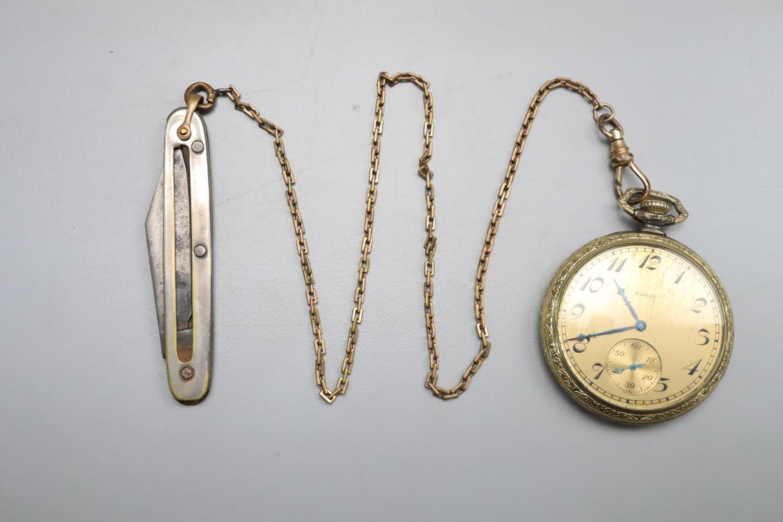 15 Jewel 14 Size Elgin Gold Filled w/ Chain / Knife