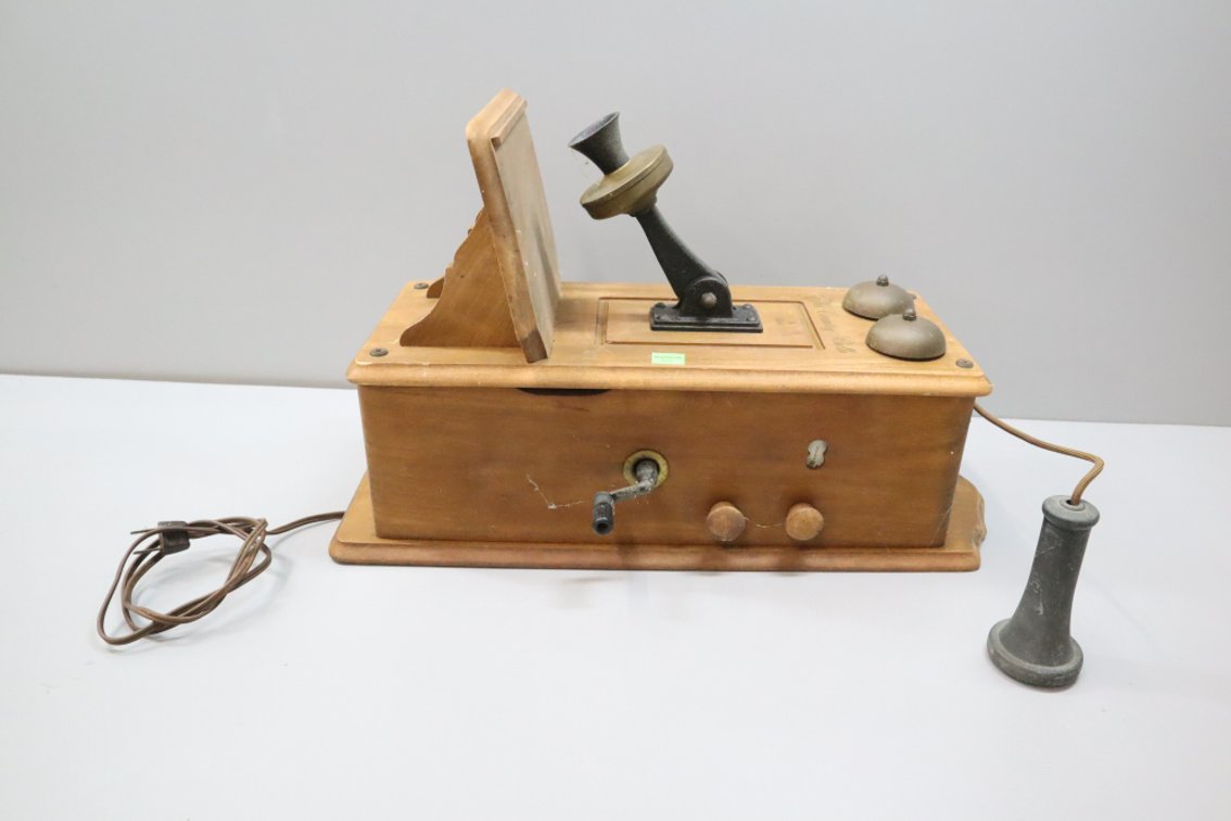 The Country Belle Antique Telephone
