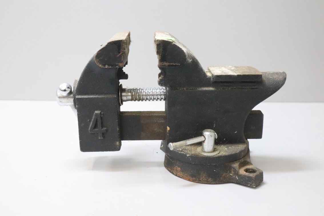 Bench Vice