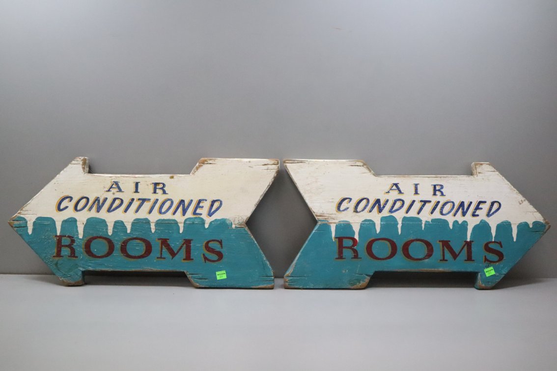 Wood Hotel Arrow Signs