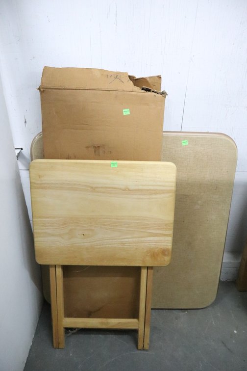 Folding Card Table and 2 Chairs, Folding Tray Table
