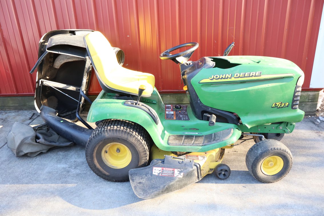 John Deere Riding Mower, Hood is Broke, Needs a Seat Sensor