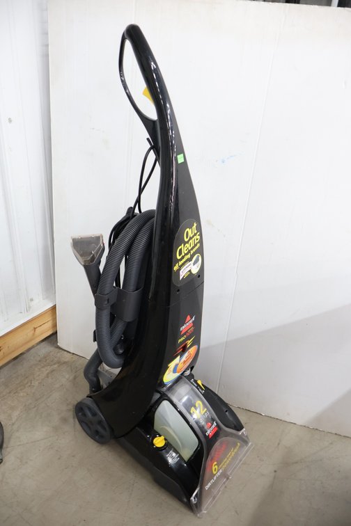 Bissell Carpet Shampooer