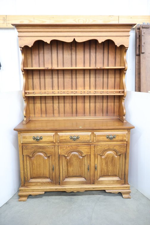 2 Piece Hutch