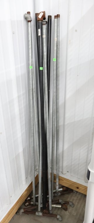 3/4 and 1/2 Inch Threaded Pipes