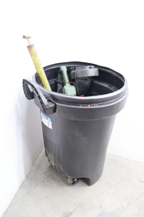 Trash Can with Electric Hedge Trimmer, Duster and Leaf Blower Attachment