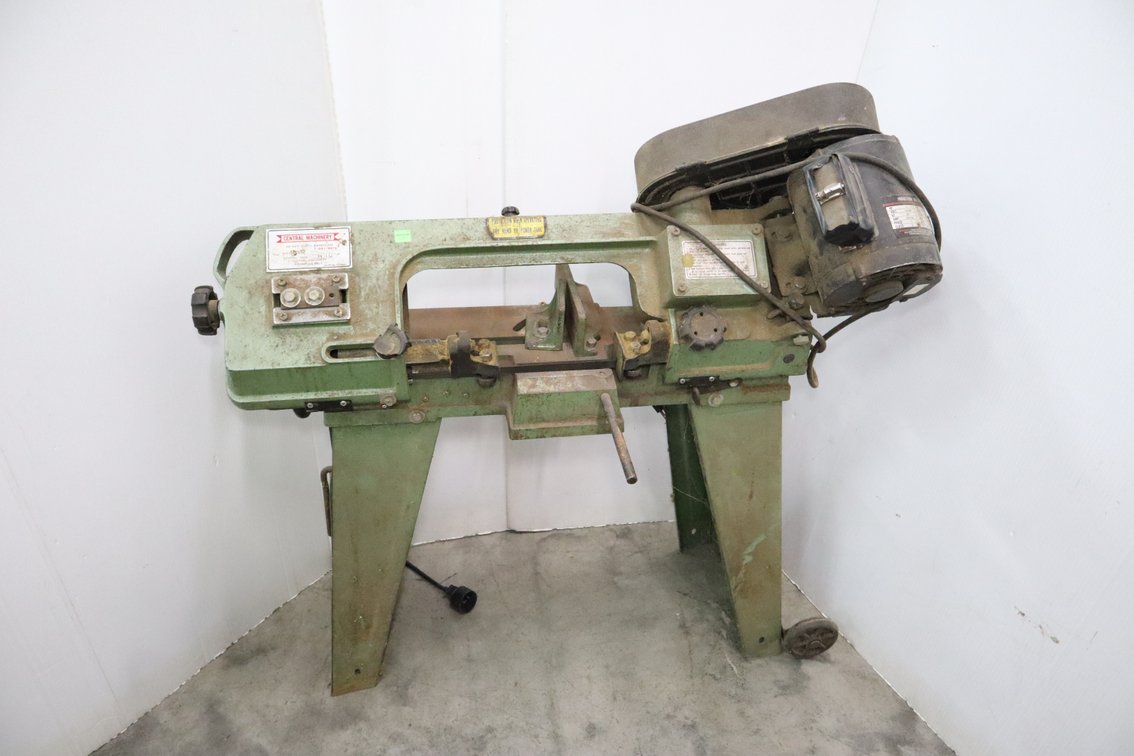 Central Machinery Heavy Duty Metal Band Saw