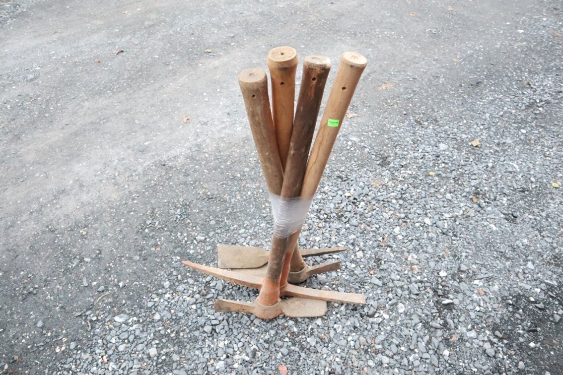 Digging Tools