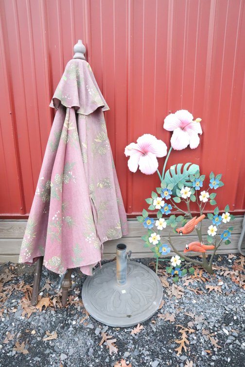 Patio Umbrella, Umbrella Stand, Metal Art Pieces