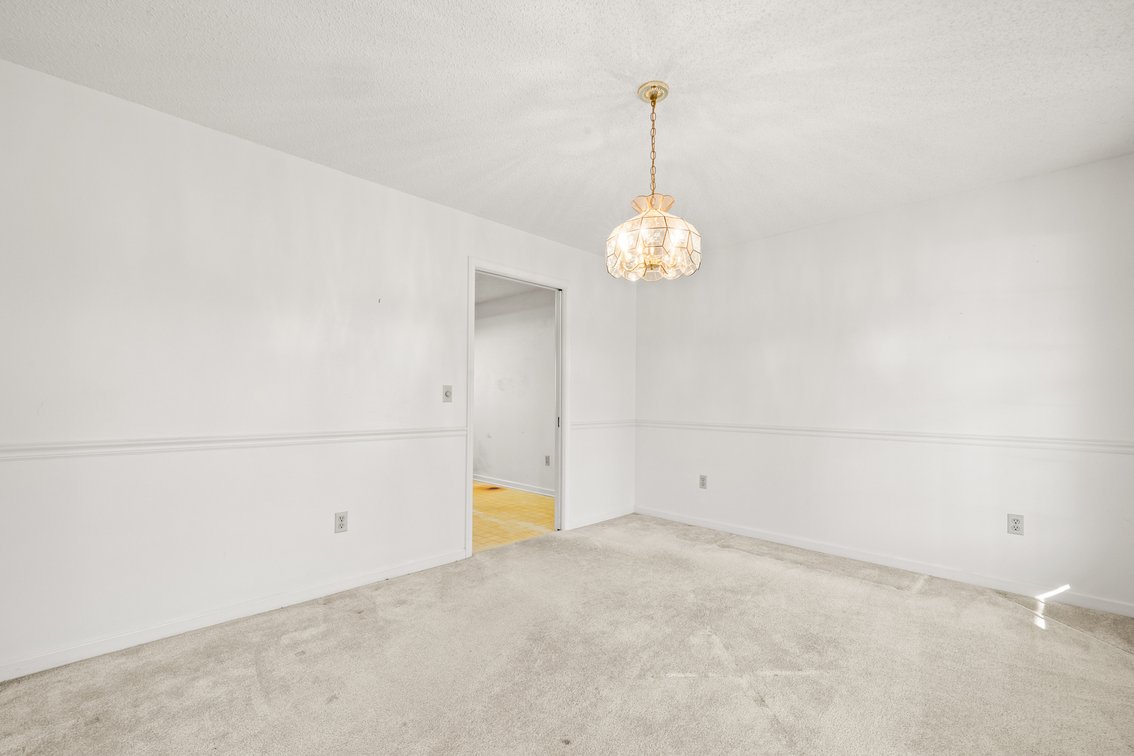 Image for Stuarts Draft Real Estate Auction