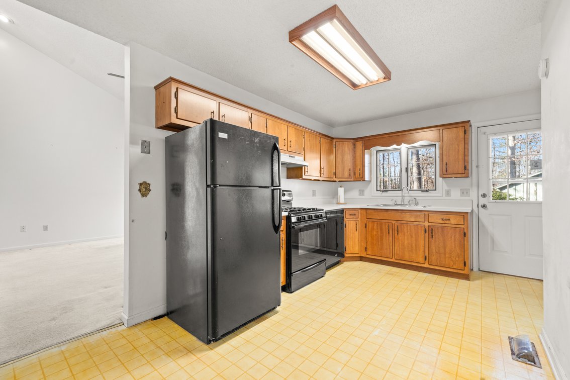 Image for Stuarts Draft Real Estate Auction