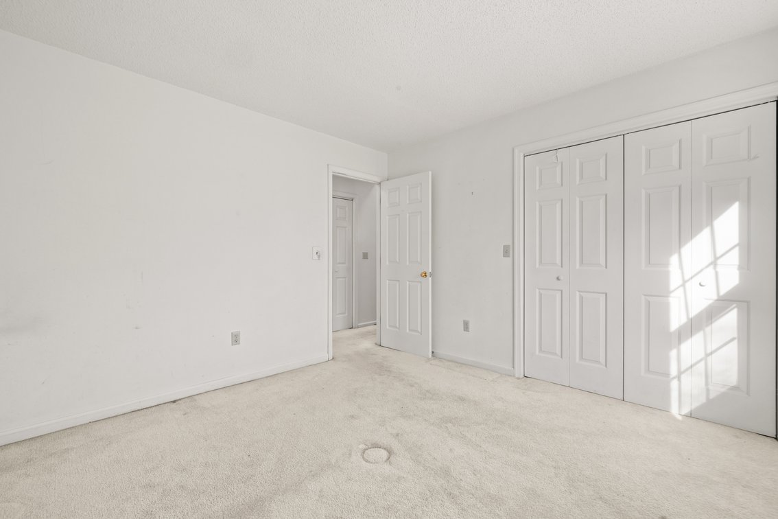Image for Stuarts Draft Real Estate Auction