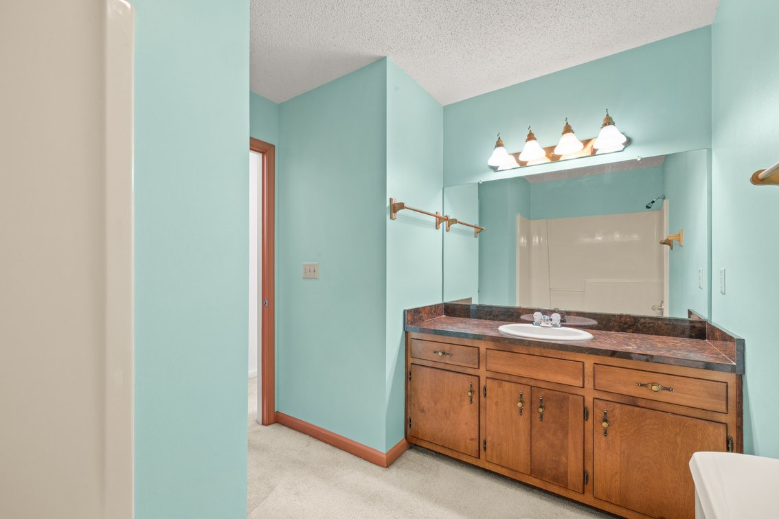 Image for Stuarts Draft Real Estate Auction