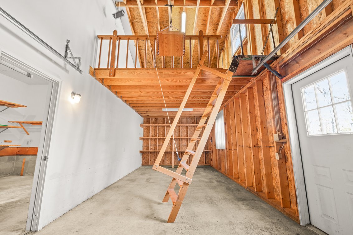 Image for Stuarts Draft Real Estate Auction