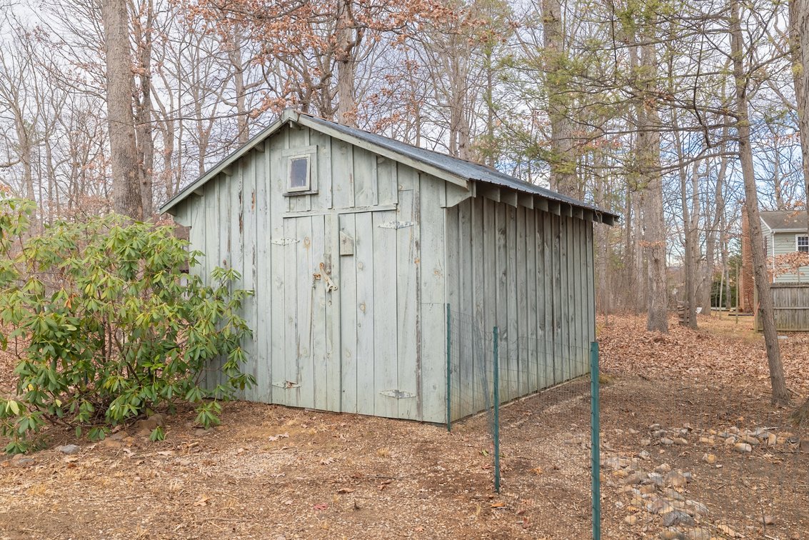 Image for Stuarts Draft Real Estate Auction