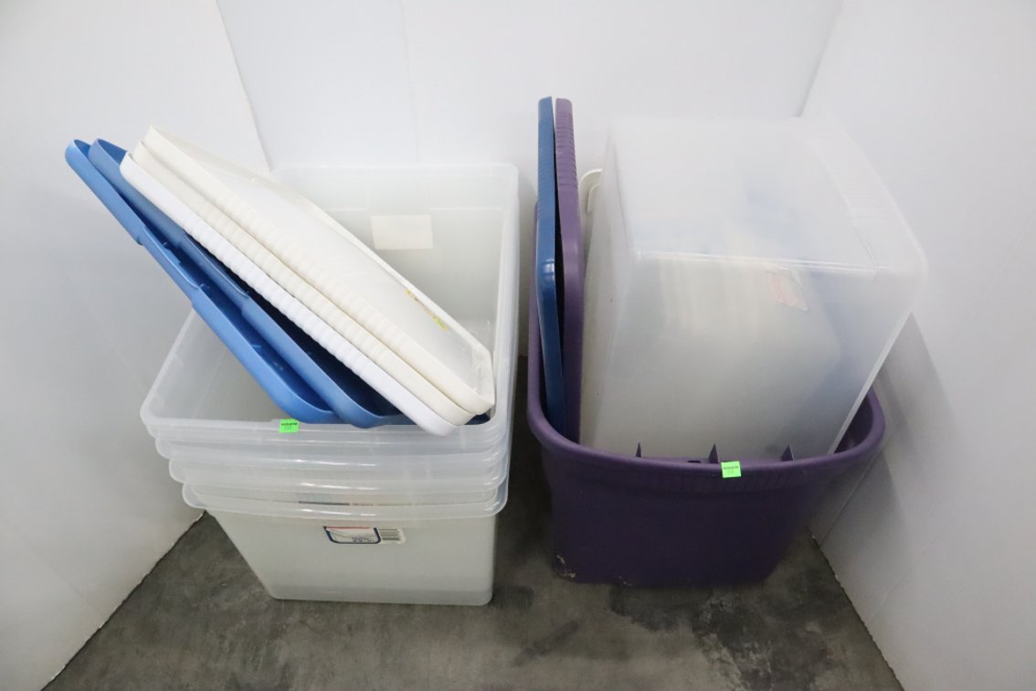 Plastic Totes And Lids