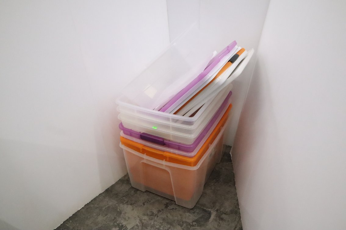 Plastic Totes And Lids