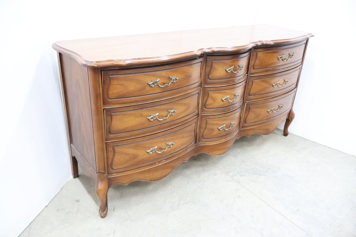 Dresser, Missing Mirror