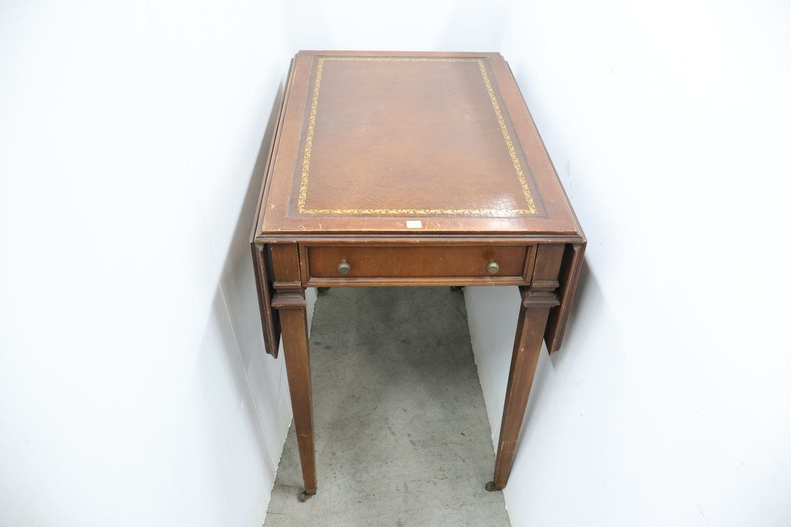 Drop Leaf End Table