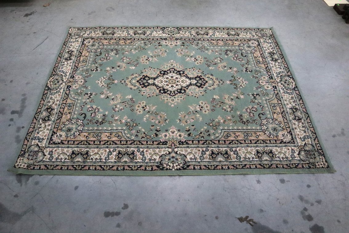 Rug