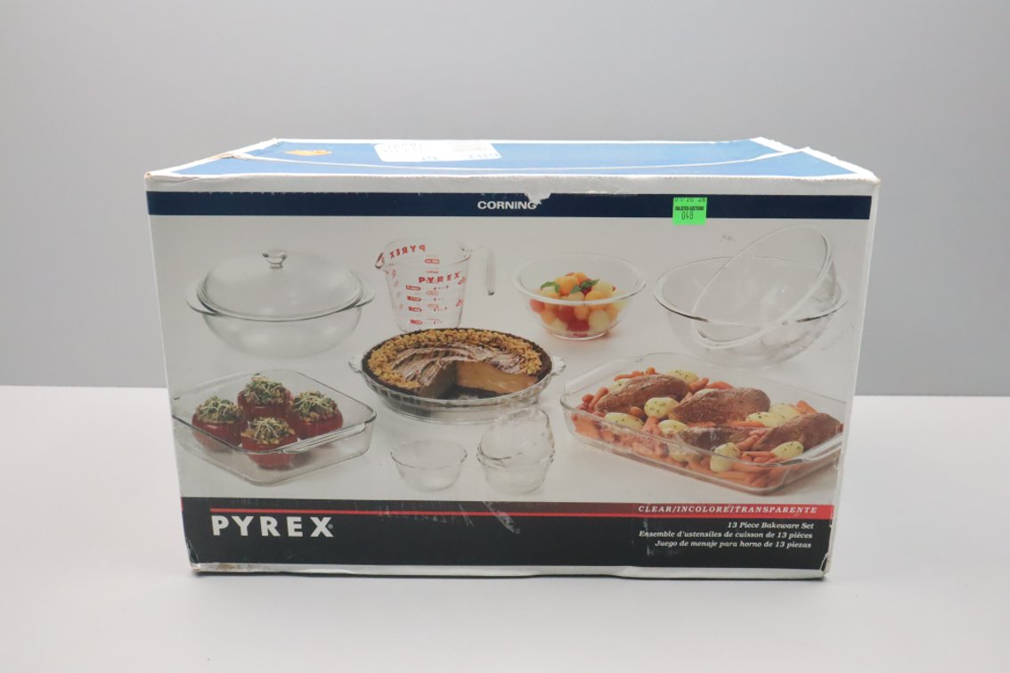 Pyrex Bakeware Set
