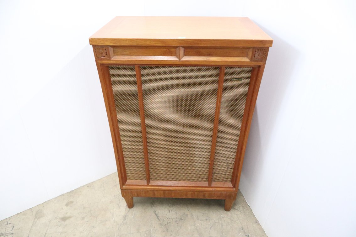Jerry Chen Floor Speaker
