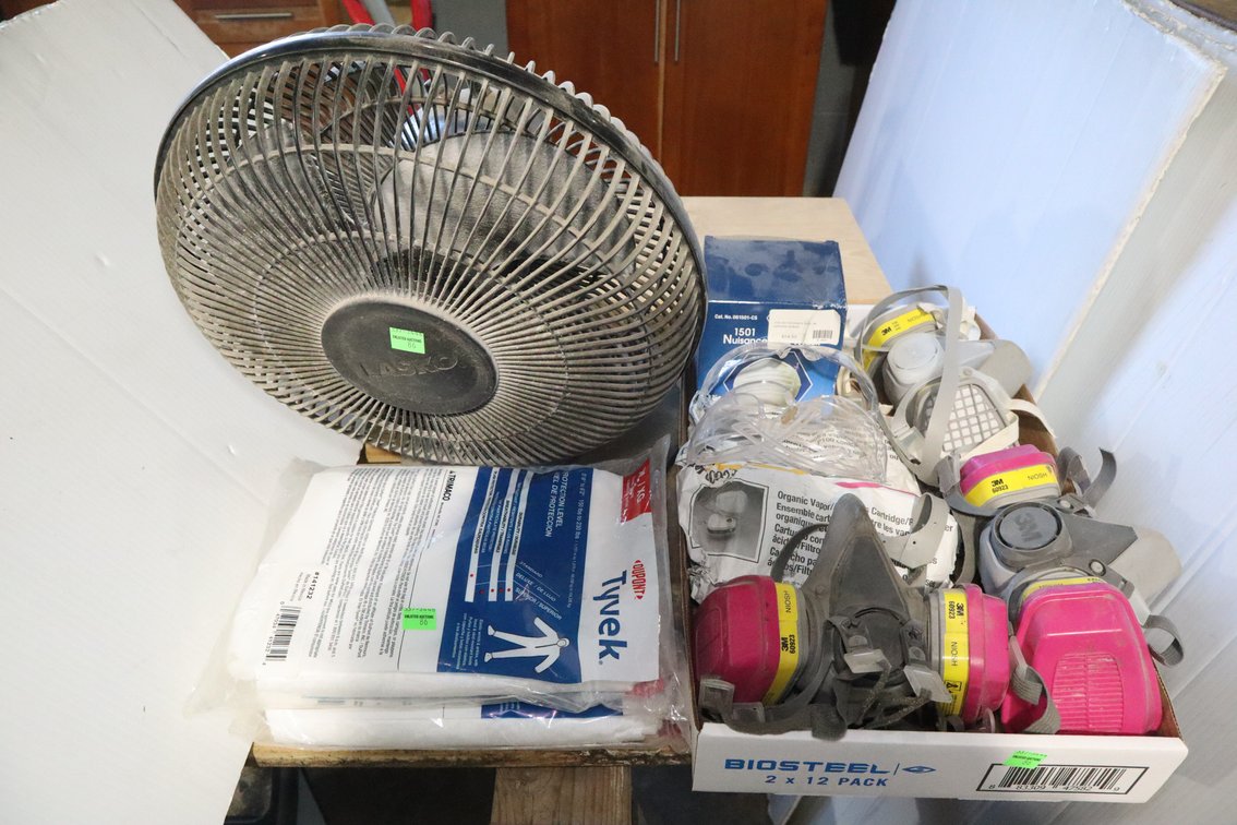 (3)3M Half Face Respirators, Cartridges