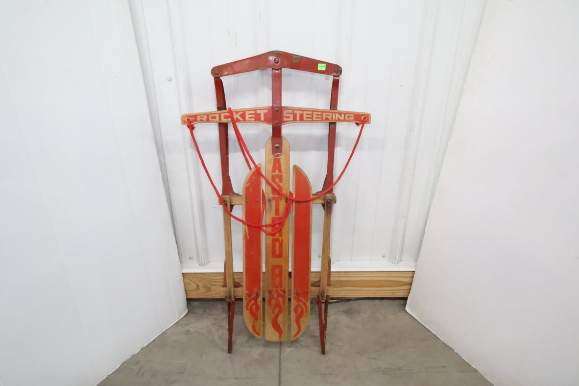 Vintage Runner Sled