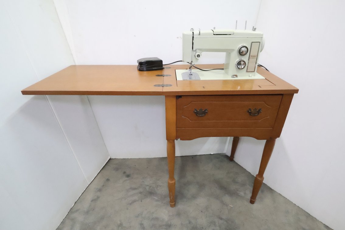 Sewing Machine Table
